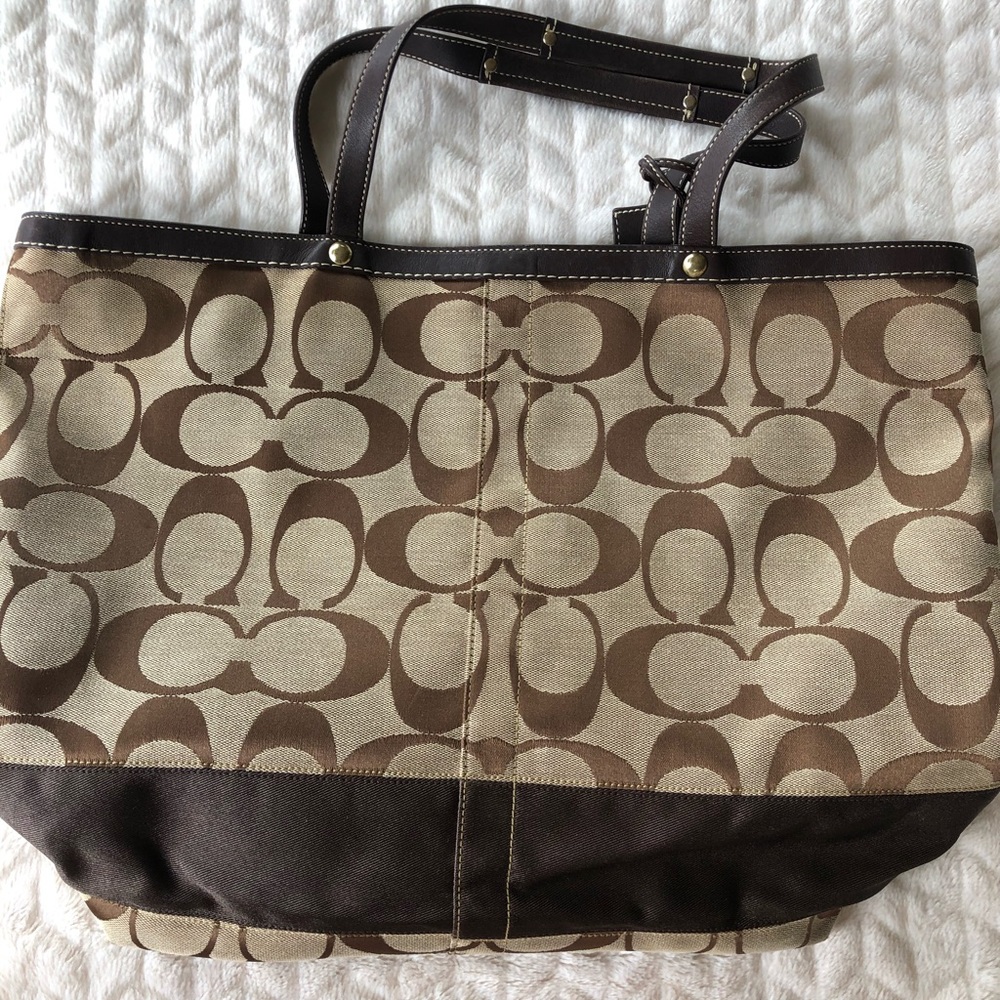 Coach Signature X-Large Stripe Canvas Tote